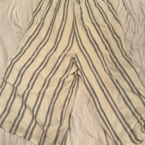 Silent Noise Romper Jumpsuit - Picture 6 of 12